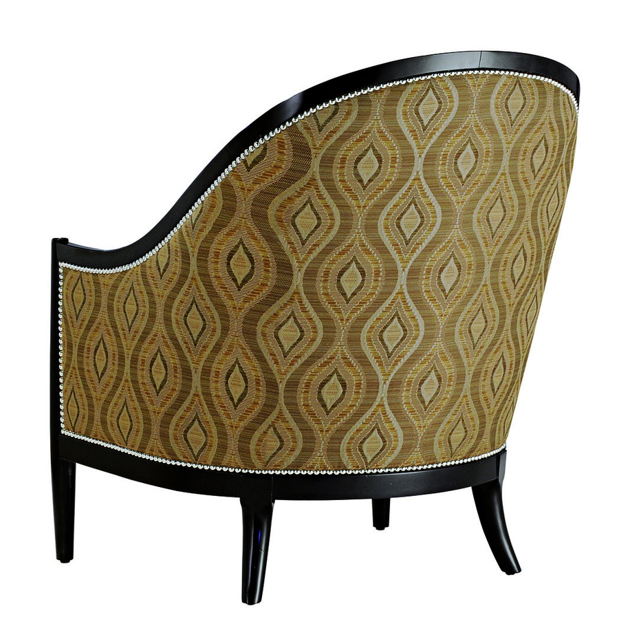 Largo Chair&nbsp;shown with:Boxed seat cushionSumatra&nbsp;finishSilver nailhead frame trim