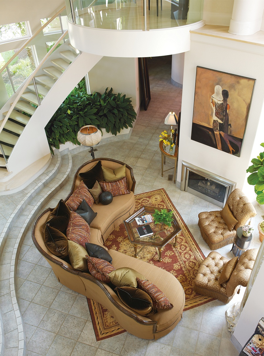 Isadora&nbsp;Sectional shown with:Boxed bench seatDeep skirtExposed hardwood frameBronze Star&nbsp;nailhead frame trim