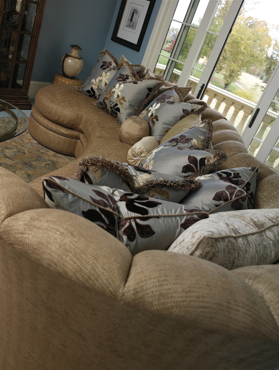 Marcheline&nbsp;Sectional shown with:MRN50-2, MRN62, MRN82Boxed bench seatDeep skirtDecorative tape above skirtAntique Brass nailhead frame trim